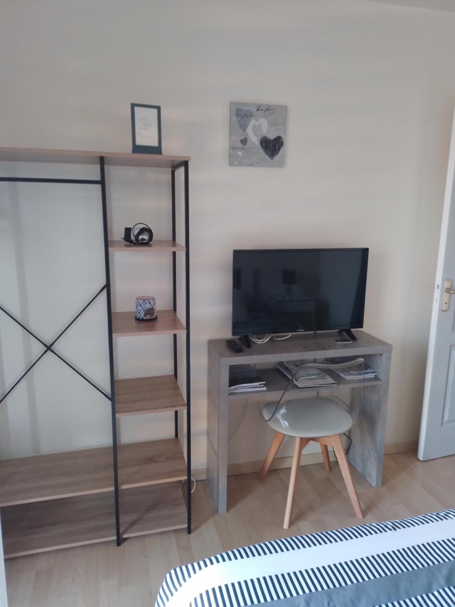 Chambre Agreable Au Calme Saint-Hilaire-Petitville エクステリア 写真